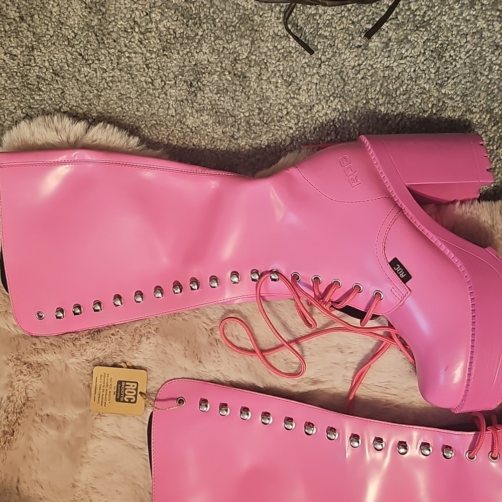 BNWT Roc Austrailia Barbie Pink Lash Lace Up Boots - Picture 11 of 17